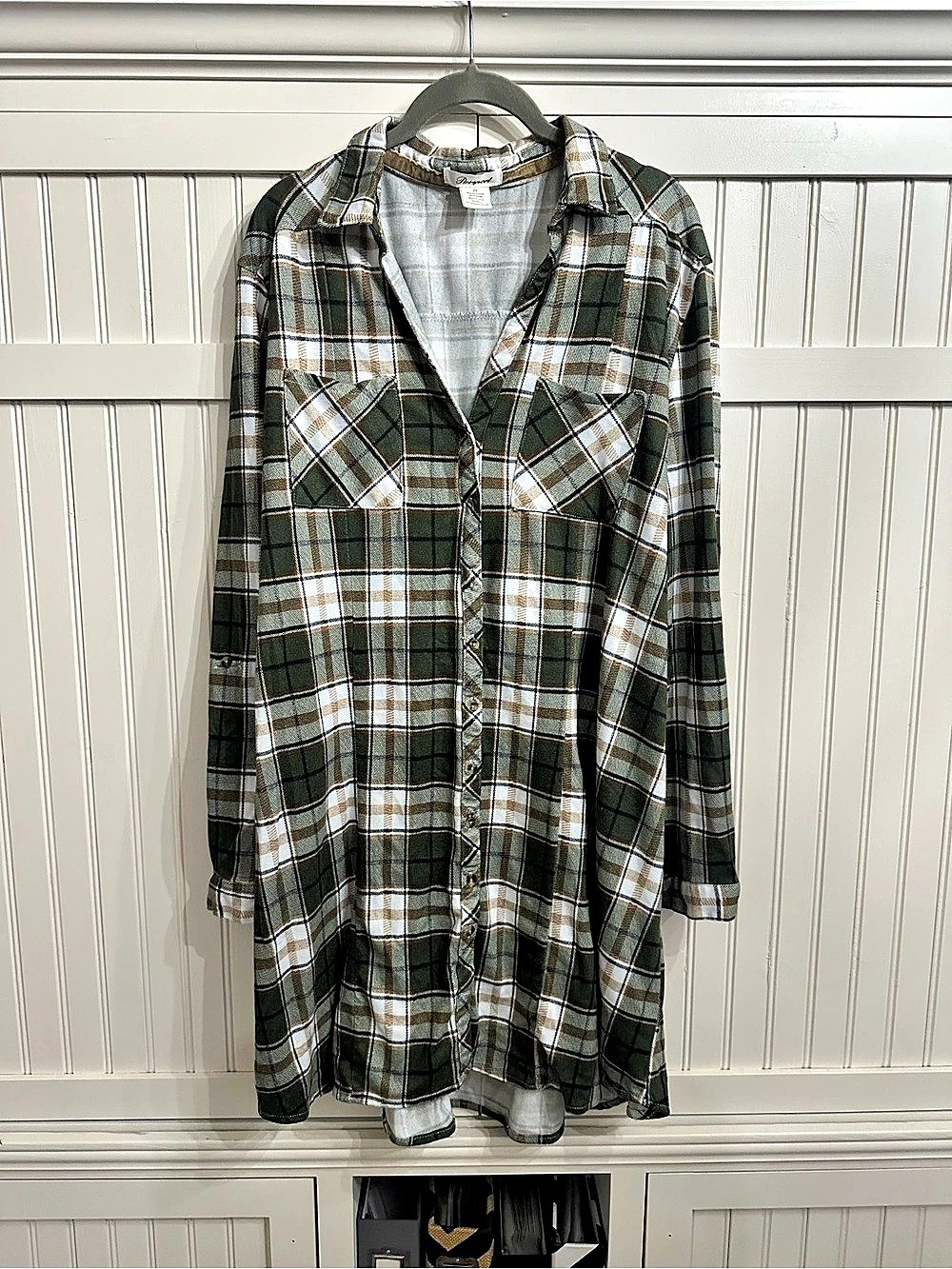 Passports Plaid Long Tunic Dress in Green & White Size 3X